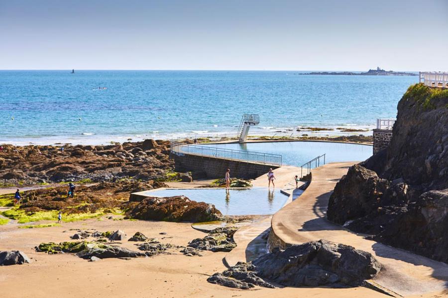 Hotel Saint-Quay Bagian luar foto